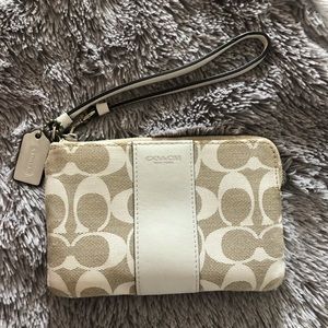 Coach Wristlet / Wallet